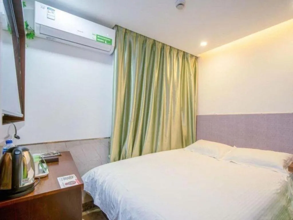 Bed in Vatica Shanghai Pudong Dishui Lake Branch