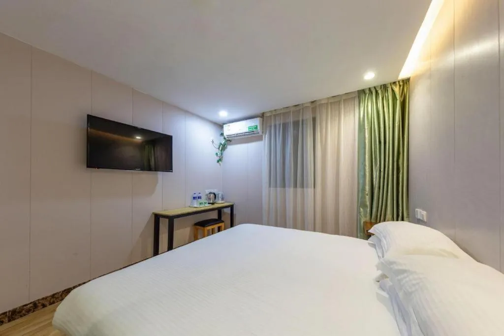 Bed in Vatica Shanghai Pudong Dishui Lake Branch