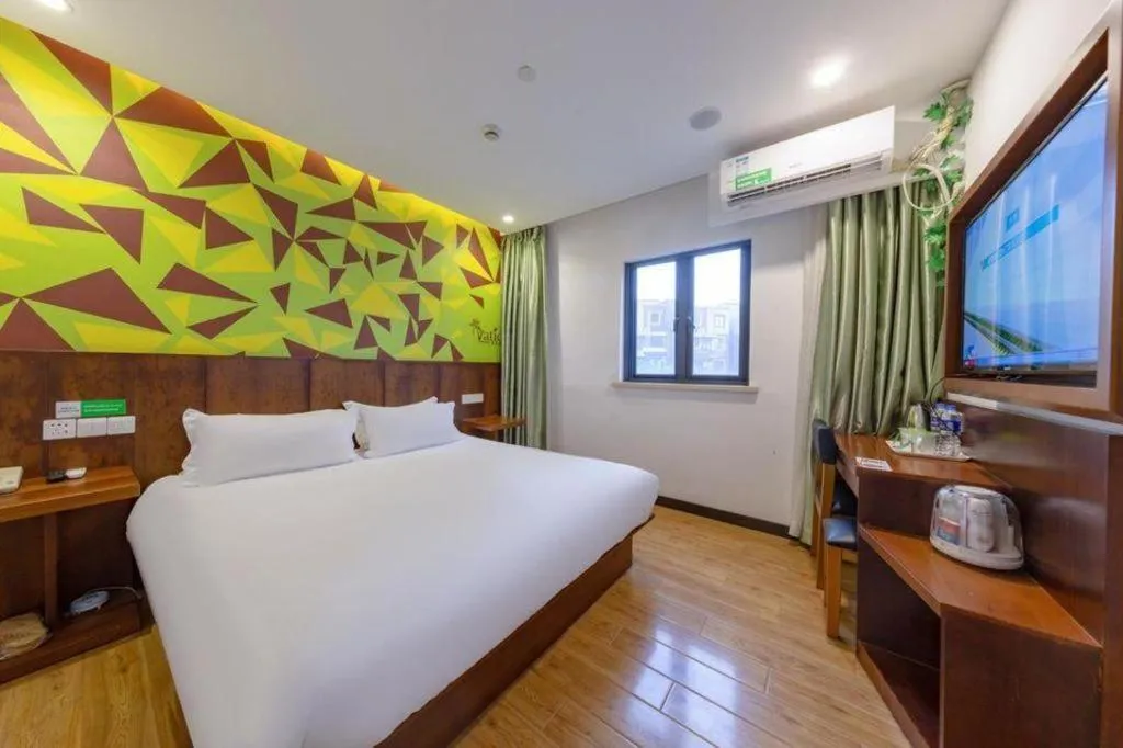 Bed in Vatica Shanghai Pudong Dishui Lake Branch