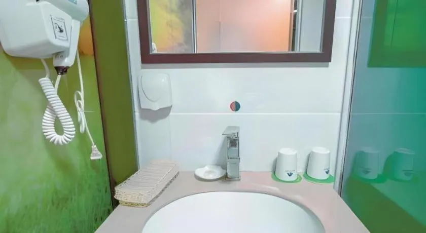 Vatica Shanghai Pudong Dishui Lake Branch