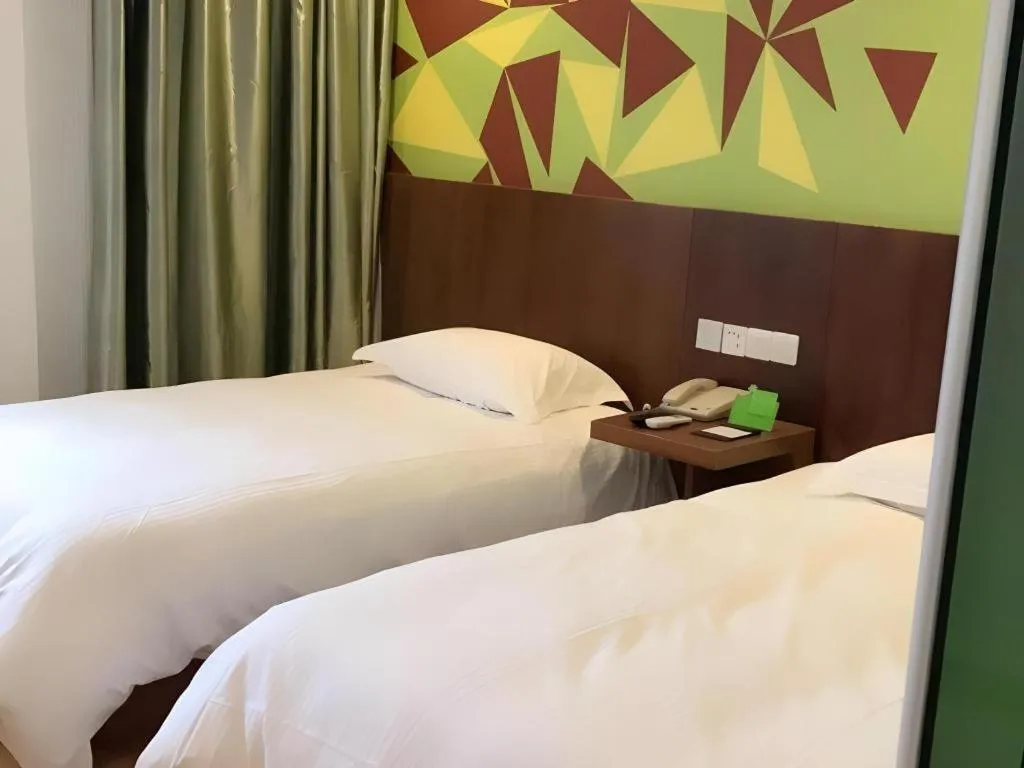 Bed in Vatica Shanghai Pudong Dishui Lake Branch