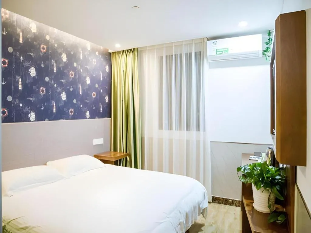 Bed in Vatica Shanghai Pudong Dishui Lake Branch