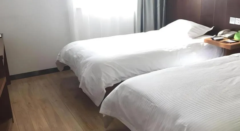 Bed in Vatica Shanghai Pudong Dishui Lake Branch
