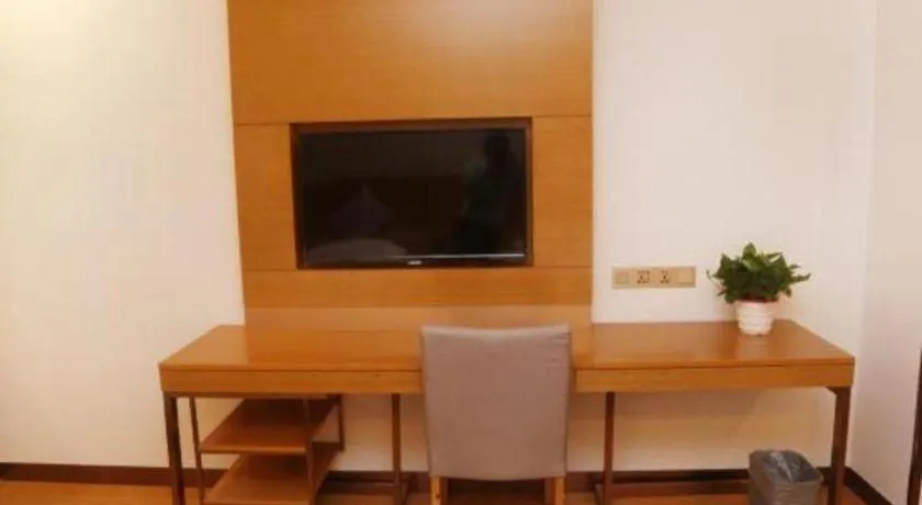 GreenTree Inn Nanjing Jiangning District Dongqi Road Vehicle 4S Park Branch