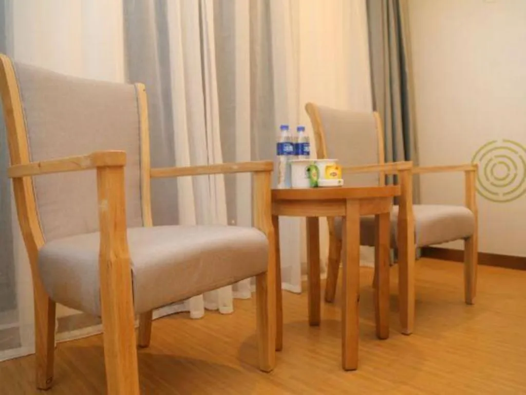 GreenTree Inn Nanjing Jiangning District Dongqi Road Vehicle 4S Park Branch