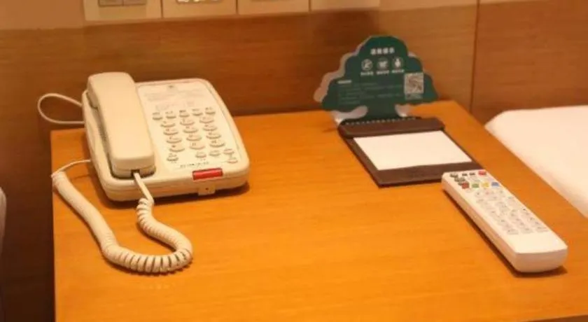 GreenTree Inn Nanjing Jiangning District Dongqi Road Vehicle 4S Park Branch