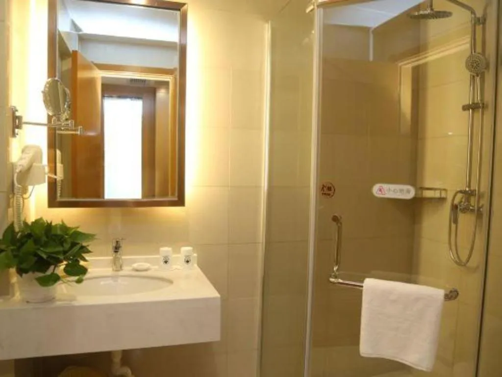 GreenTree Inn Nanjing Jiangning District Dongqi Road Vehicle 4S Park Branch