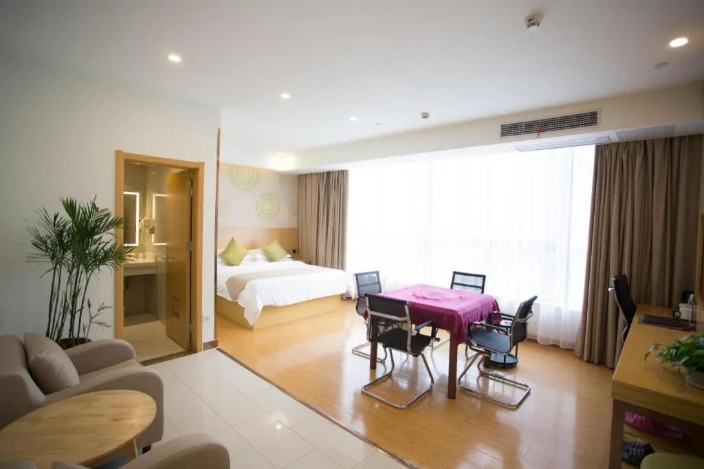 Bed in GreenTree Inn Huainan Shou County Zijin Road Express Hotel