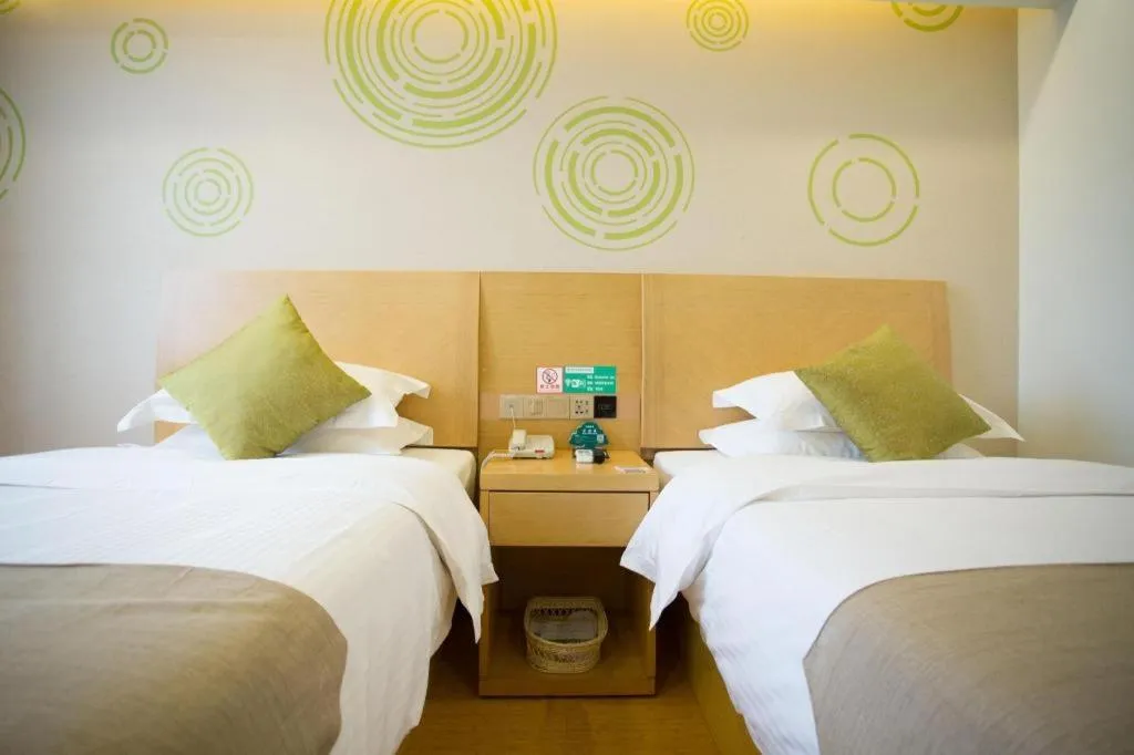 Bed in GreenTree Inn Huainan Shou County Zijin Road Express Hotel