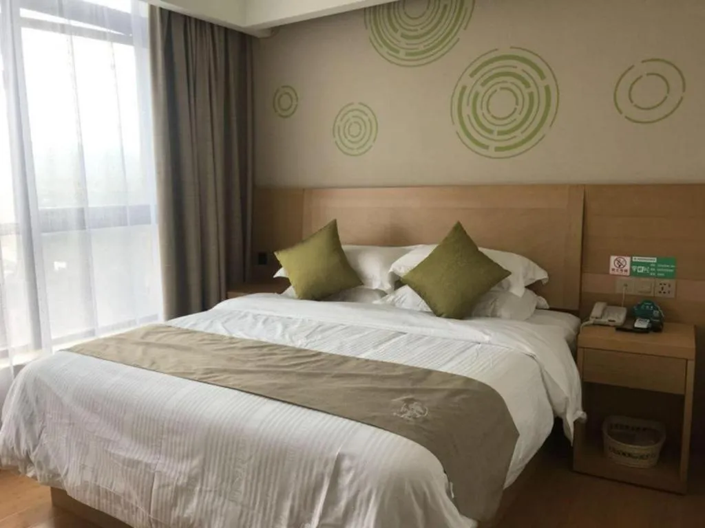 Bed in GreenTree Inn Huainan Shou County Zijin Road Express Hotel