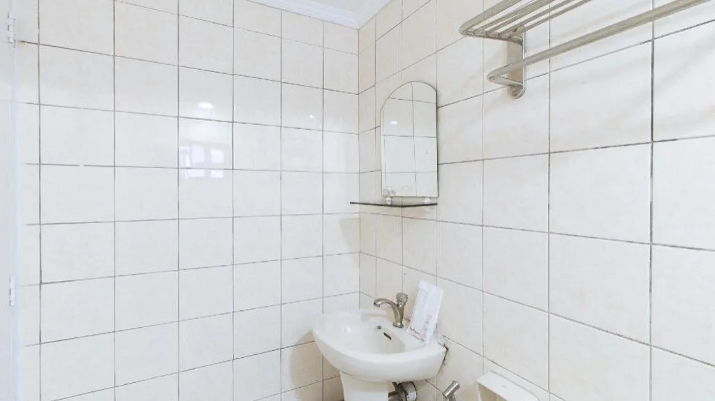 Greenbelt Makati - Vaccinated Staff