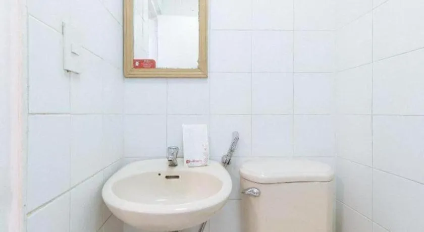 Greenbelt Makati - Vaccinated Staff