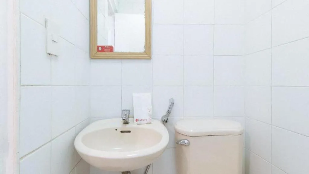 Greenbelt Makati - Vaccinated Staff