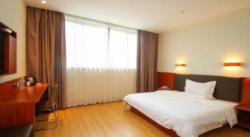 Bed in 7 Days Premium·Guanyun Nanjing West Road Hesheng Plaza
