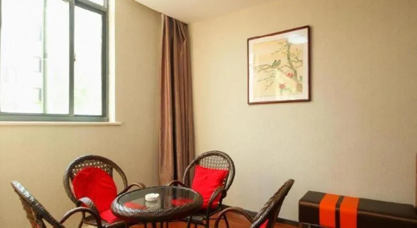 7 Days Premium·Guanyun Nanjing West Road Hesheng Plaza