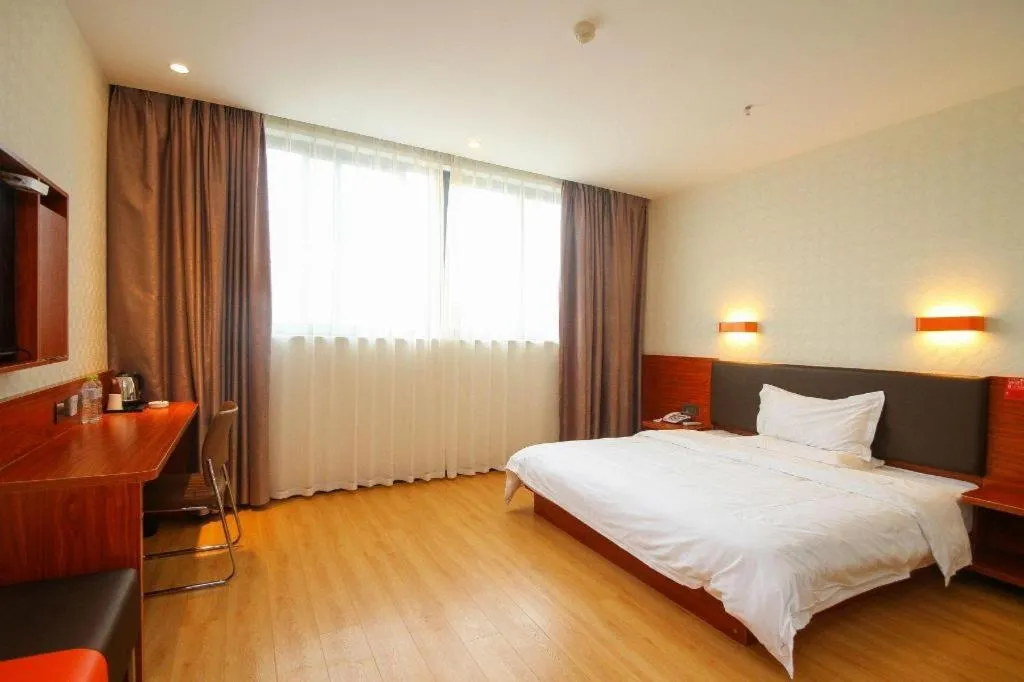 Bed in 7 Days Premium·Guanyun Nanjing West Road Hesheng Plaza