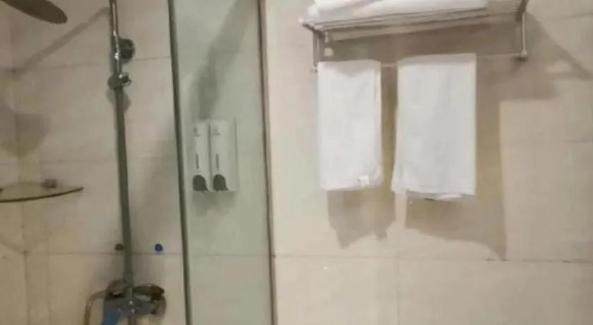 7 Days Premium·Guanyun Nanjing West Road Hesheng Plaza