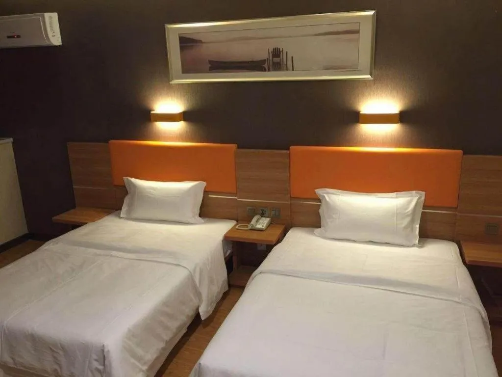 Bed in 7 Days Premium·Guanyun Nanjing West Road Hesheng Plaza