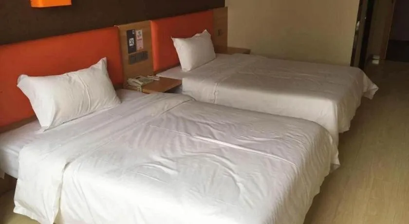 Bed in 7 Days Premium·Guanyun Nanjing West Road Hesheng Plaza