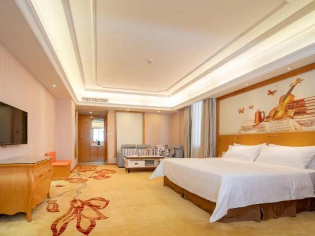 Bed in Vienna International Hotel Guangzhou Jichang Road Huangshi