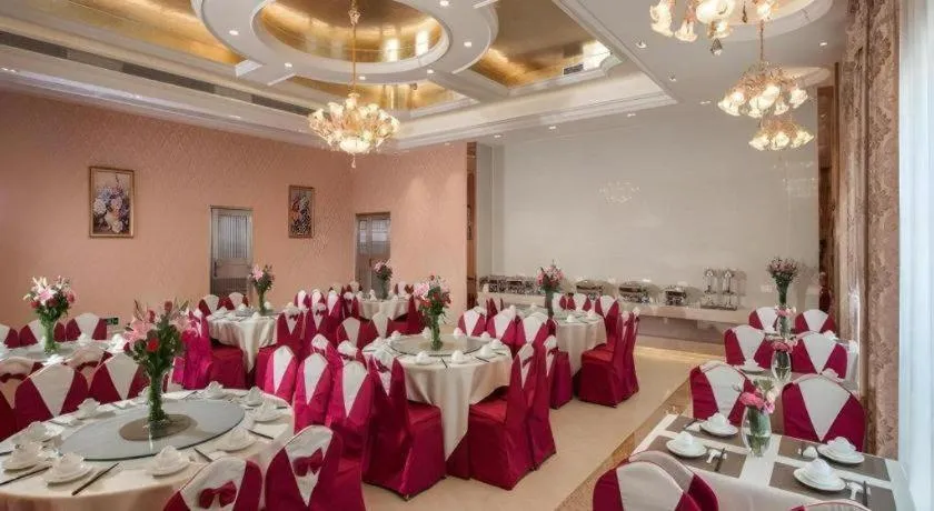 Vienna International Hotel Guangzhou Jichang Road Huangshi