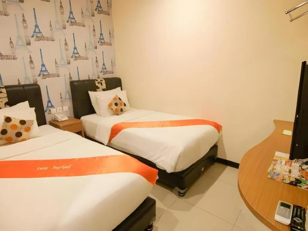 Bed in Tab Hotel Surabaya