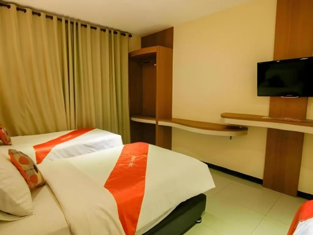 Bed in Tab Hotel Surabaya
