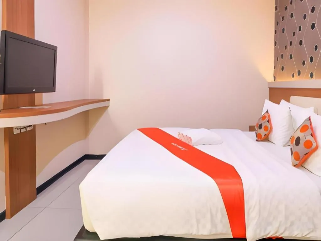 Bed in Tab Hotel Surabaya