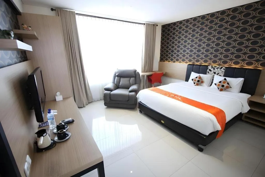 Bed in Tab Hotel Surabaya