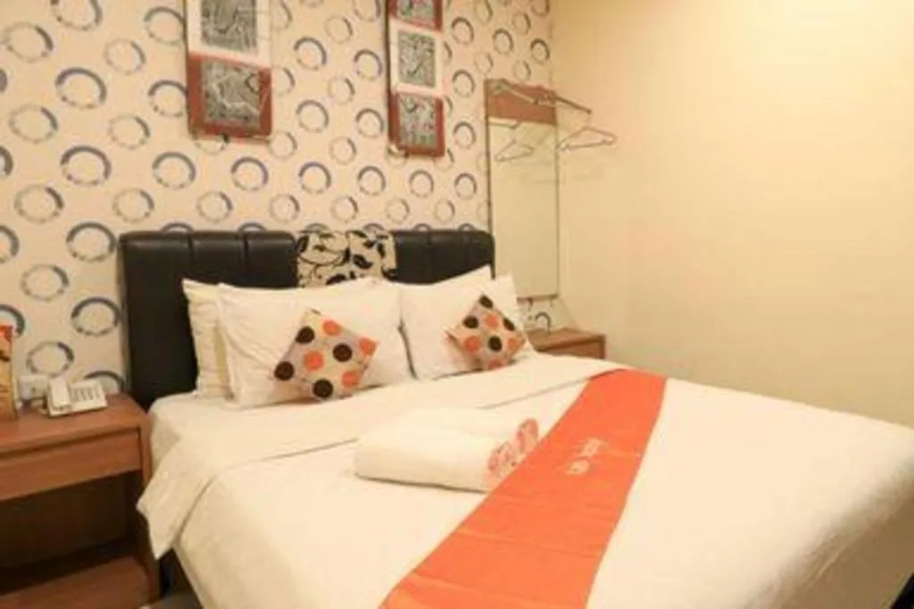 Bed in Tab Hotel Surabaya