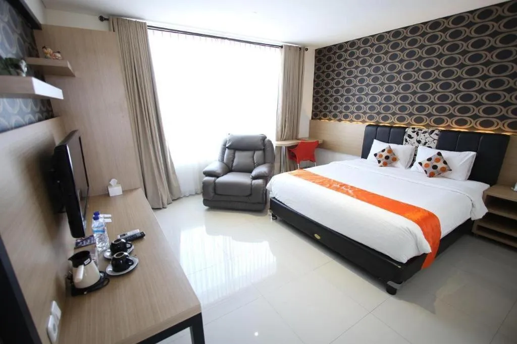 Bed in Tab Hotel Surabaya