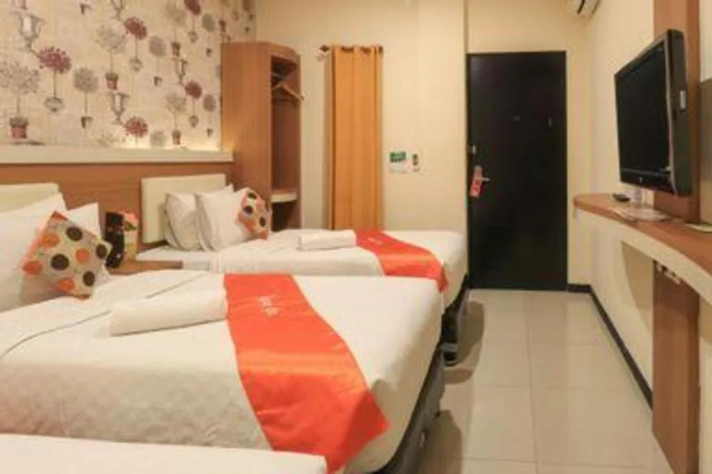 Bed in Tab Hotel Surabaya