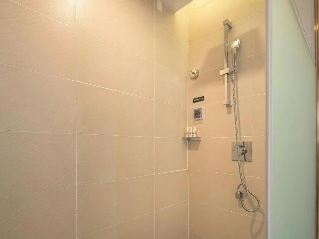 Lavande Hotel Yangzhou Railway Station Jiangwang RT-Mart