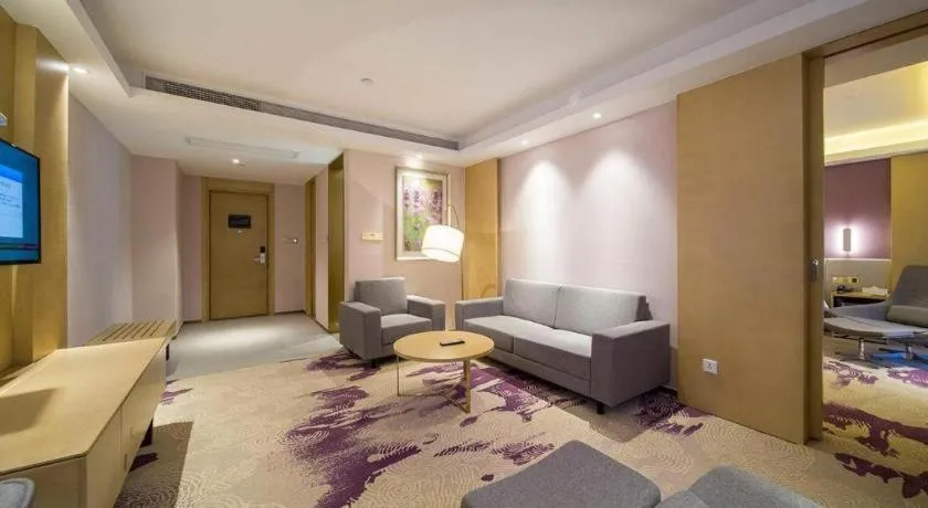 Lavande Hotel Yangzhou Railway Station Jiangwang RT-Mart