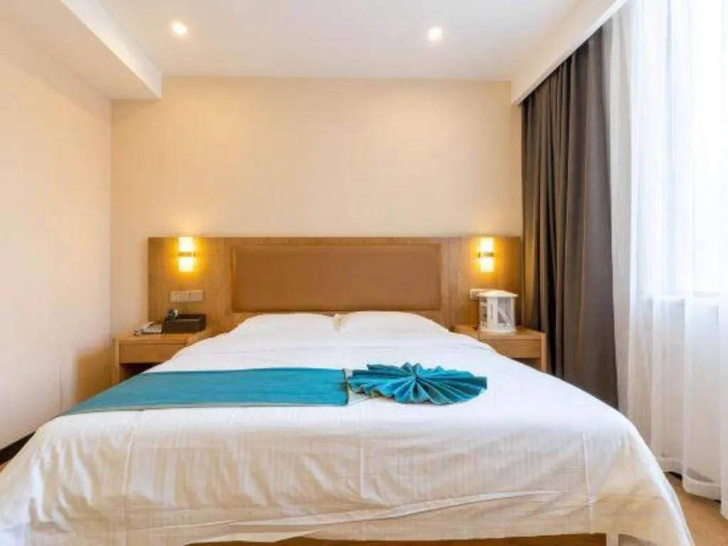 Bed in GreenTree Inn Huangshi Huahu Development Zone Daquan Road