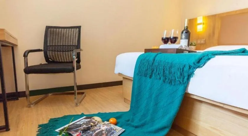 Bed in GreenTree Inn Huangshi Huahu Development Zone Daquan Road