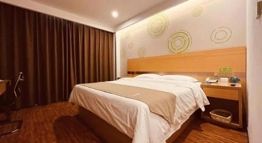 Bed in GreenTree Inn Huangshi Huahu Development Zone Daquan Road