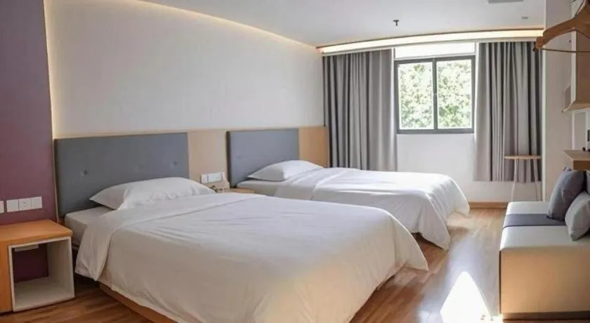 Bed in 7 Days Inn·Quanzhou Dehua Cidu Avenue