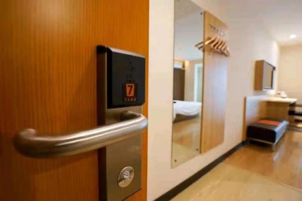 7 Days Premium Yancheng Dafeng Zhongjiao Meilu City