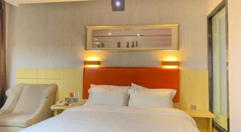 Bed in 7 Days Premium Fuzhou Dongxiang High-Speed Railway Station Dongxin Market