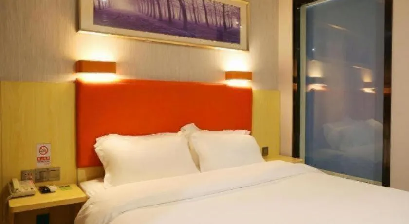 Bed in 7 Days Premium Fuzhou Dongxiang High-Speed Railway Station Dongxin Market