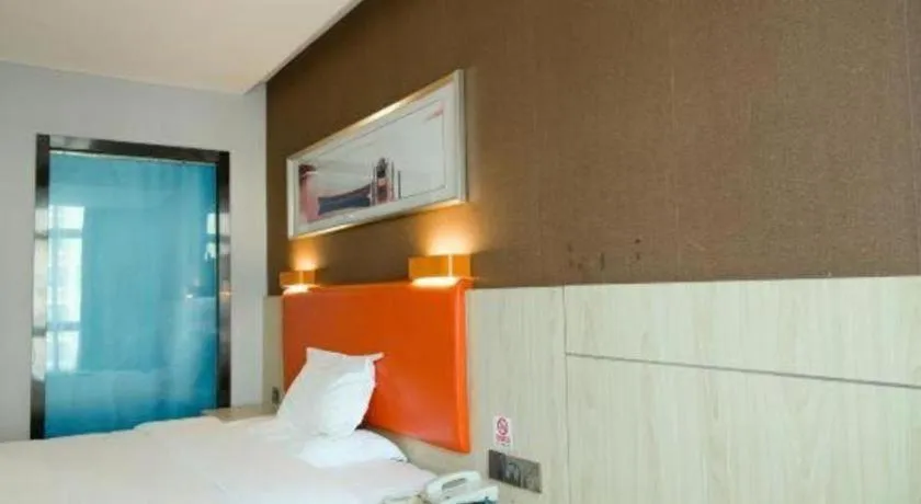 Bed in 7 Days Premium Fuzhou Dongxiang High-Speed Railway Station Dongxin Market