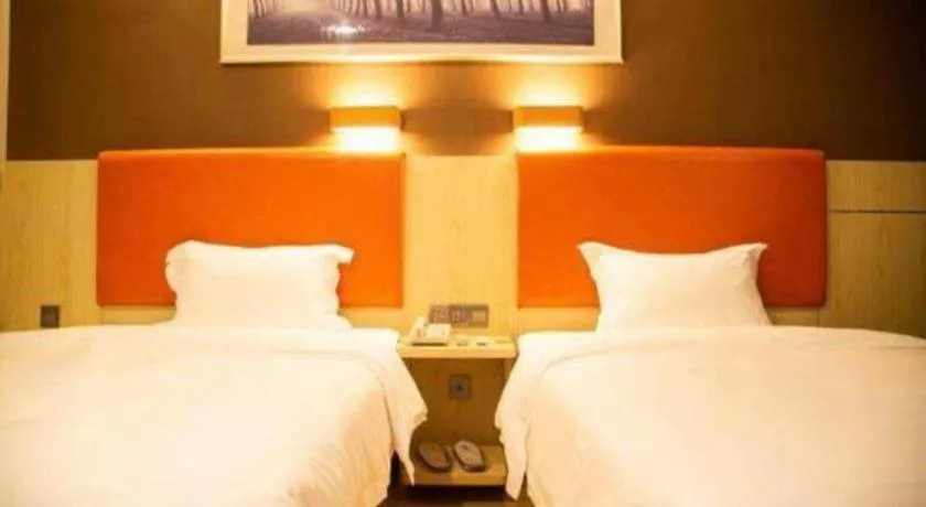 Bed in 7 Days Premium Fuzhou Dongxiang High-Speed Railway Station Dongxin Market