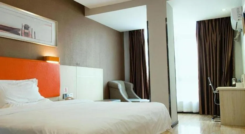 Bed in 7 Days Premium Fuzhou Dongxiang High-Speed Railway Station Dongxin Market