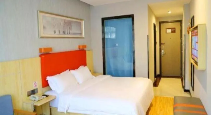 Bed in 7 Days Premium Fuzhou Dongxiang High-Speed Railway Station Dongxin Market