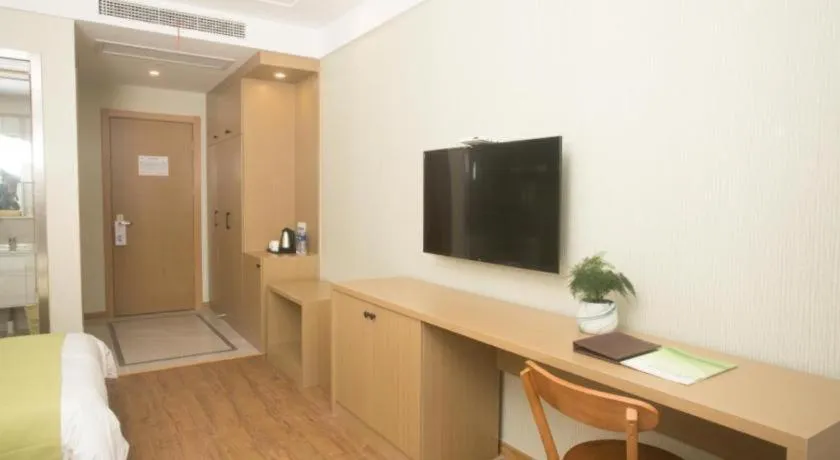 Shell Changzhou Yangrong City Hotel