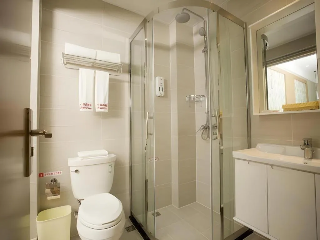 Shell Changzhou Yangrong City Hotel