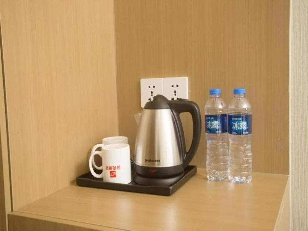 Shell Changzhou Yangrong City Hotel