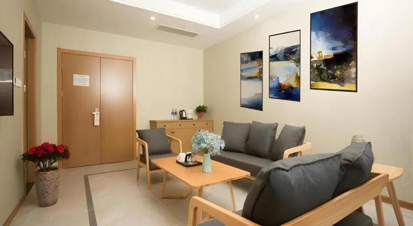 Shell Changzhou Yangrong City Hotel