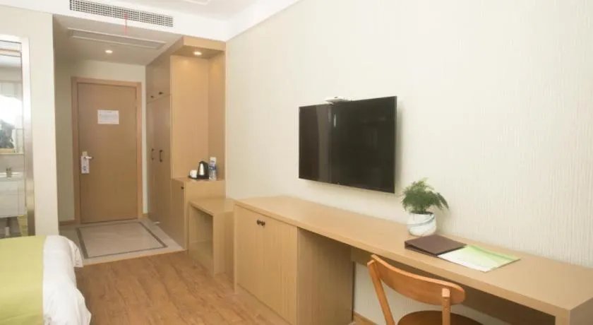 Shell Changzhou Yangrong City Hotel